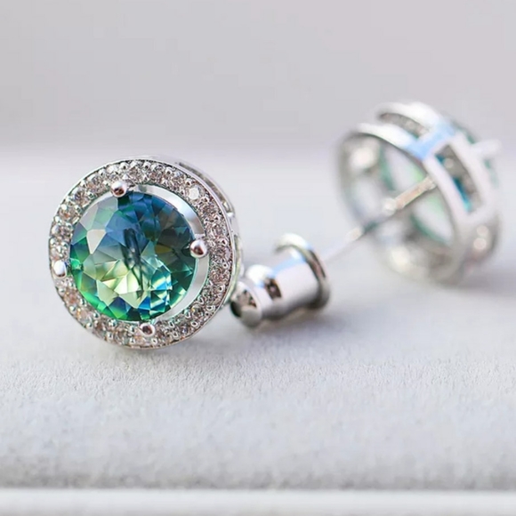 🎀18k Gradient Fire Crystal Earrings - Picture 6 of 8